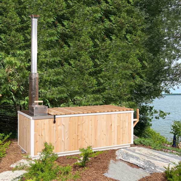 Starlight Wood Burning Hot Tub with White Plastic Interior | Leisurecraft